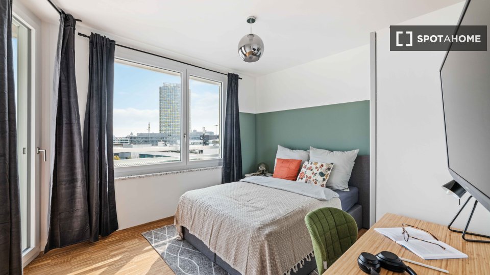Double room Munich, 4 beds, 101m² — photo 10