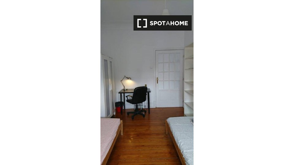 Double room Lisbon, 7 beds — photo 3