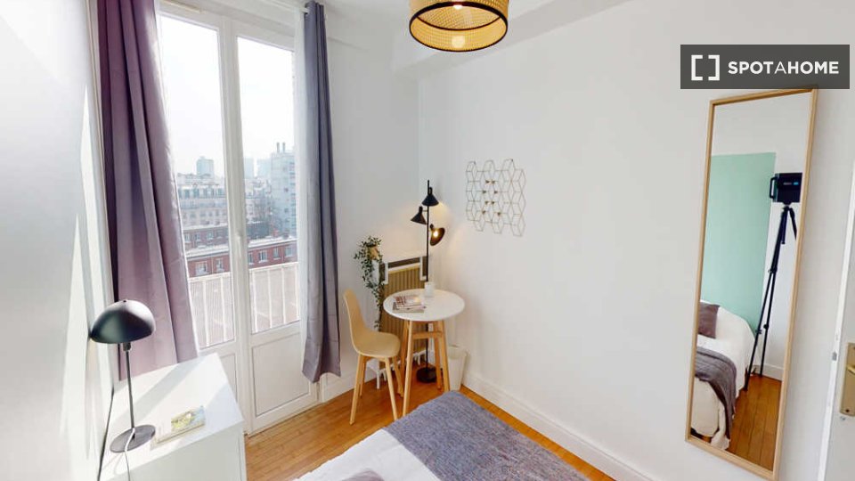 Double room Paris, 4 beds, 80m² — photo 8