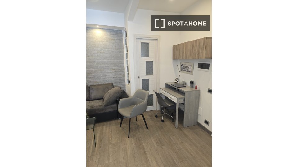 Apartment Rome, 1 bed, 47m² — photo 6