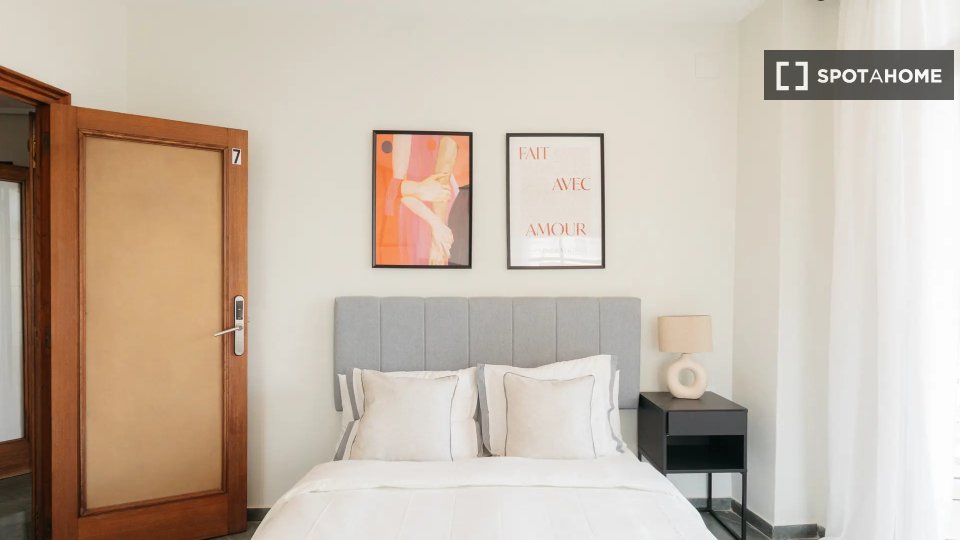 Double room Valencia, 8 beds — photo 2