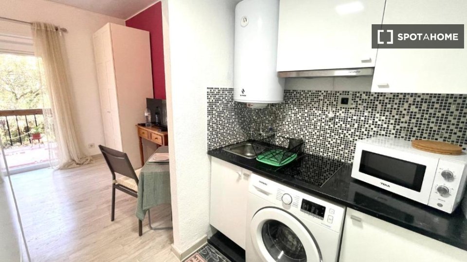 Apartment mono Lisbon, 30m² — photo 8