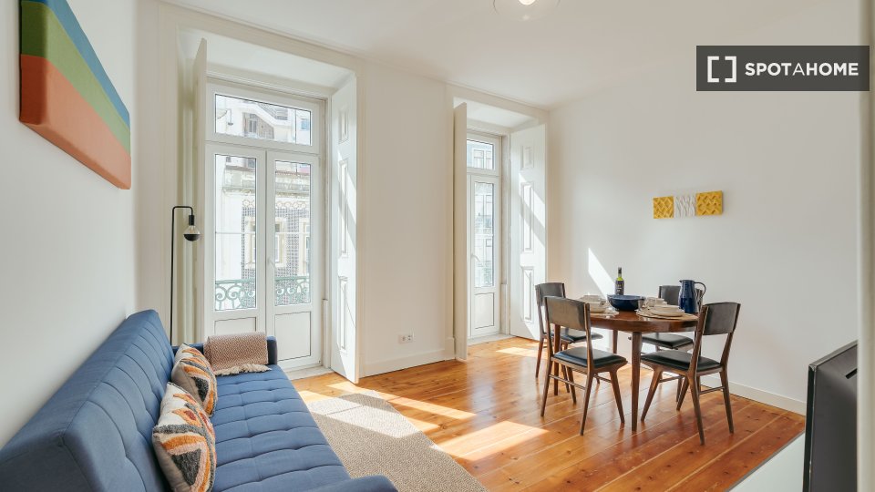 Apartment Lisbon, 1 bed, 70m² — photo 13