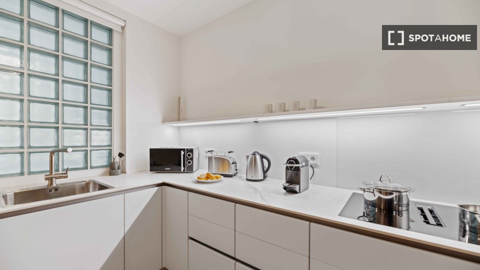 Double room Munich, 4 beds, 97m² — photo 15