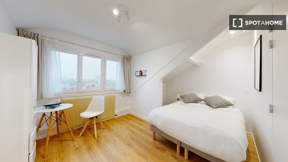 Double room Paris, 22 beds — photo 11
