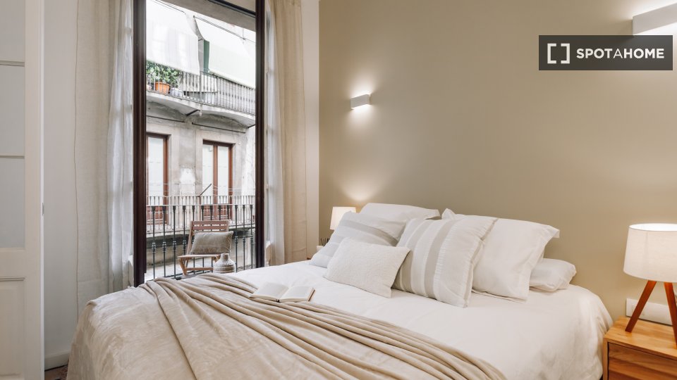 Apartment Barcelona, 1 bed, 51m² — photo 18