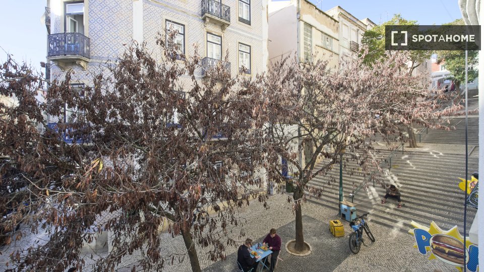 Double room Lisbon, 8 beds — photo 15