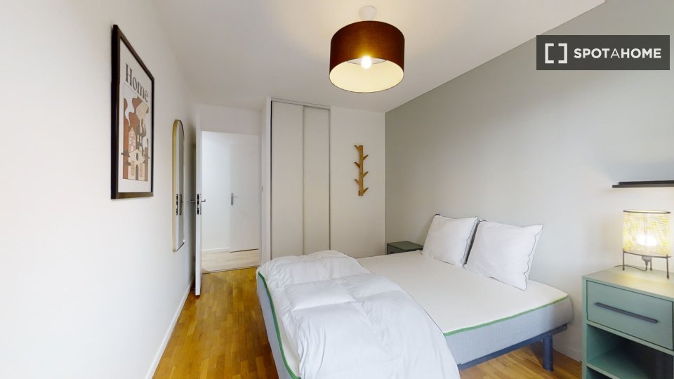 Double room Lyon, 15 beds — photo 19