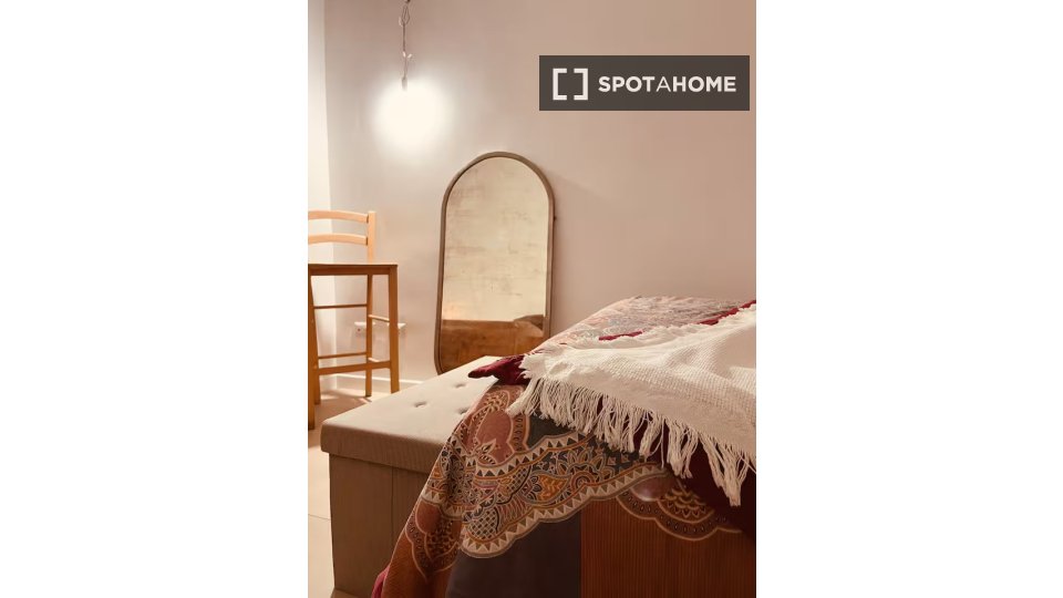 Double room Rome, 2 beds — photo 18