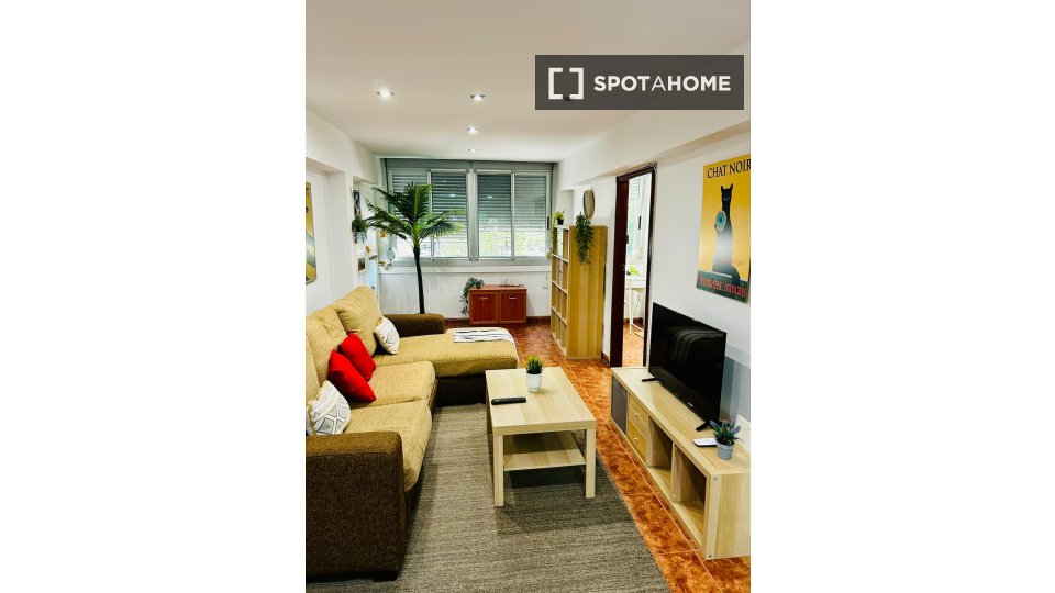 Apartment Valencia, 3 beds — photo 2