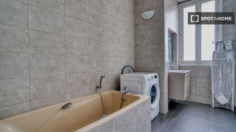 Apartment Paris, 2 beds, 65m² — photo 8