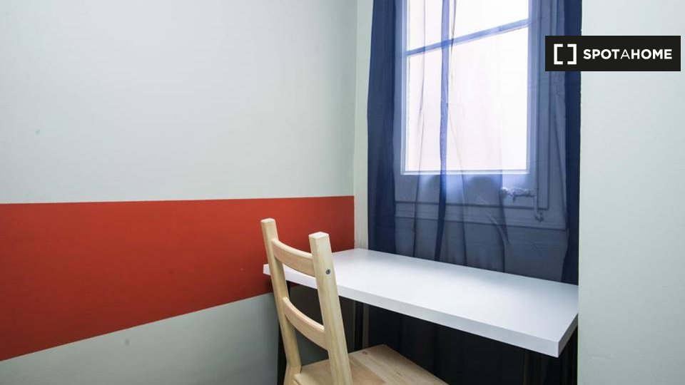 Double room Barcelona, 8 beds, 180m² — photo 1