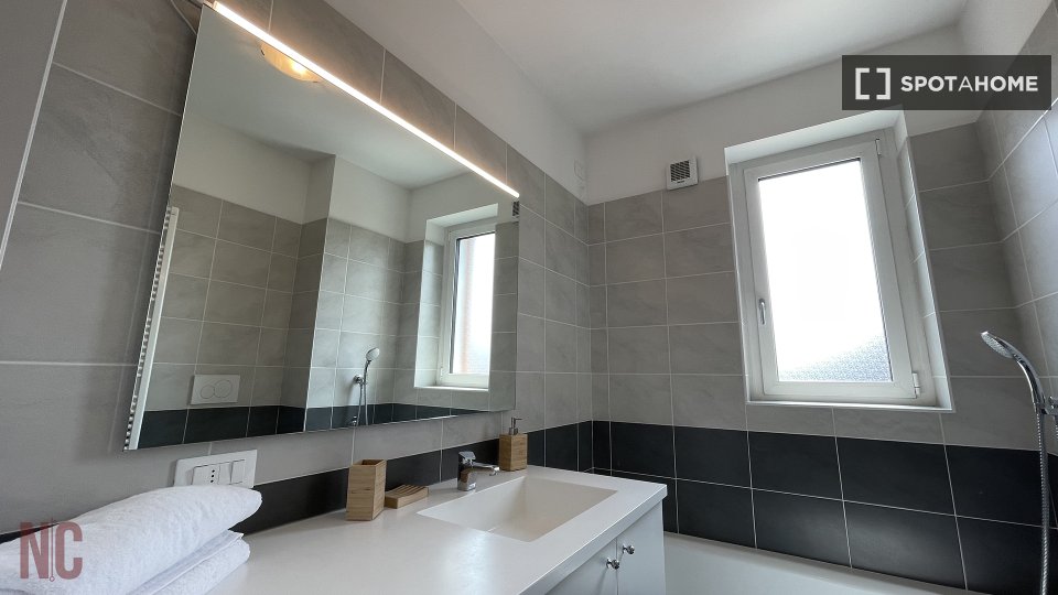 Apartment Milan, 2 beds, 70m² — photo 11