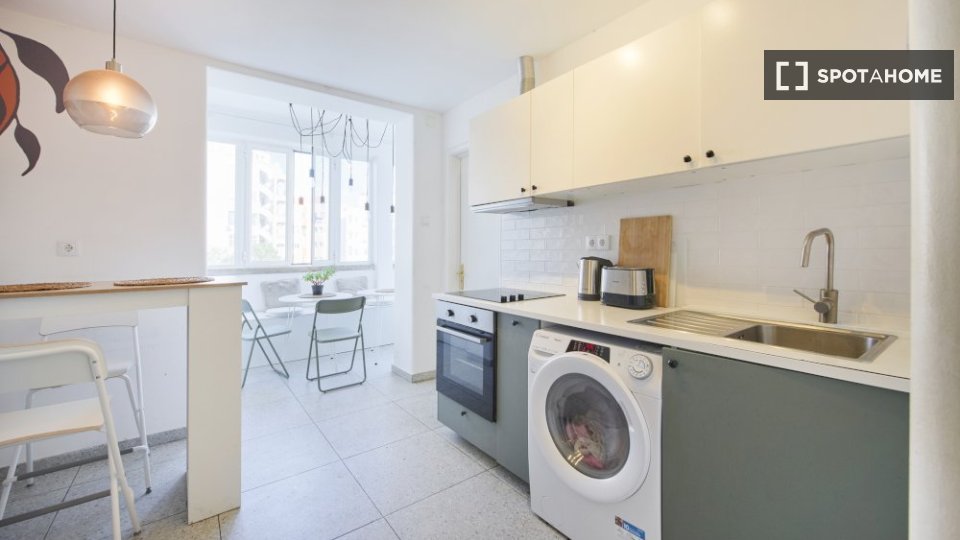 Double room Lisbon, 7 beds — photo 19