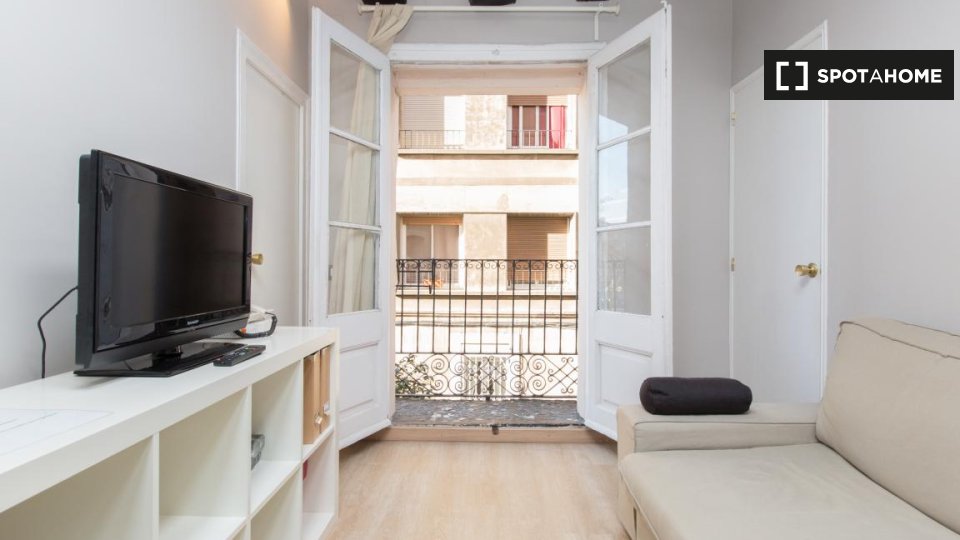 Apartment Barcelona, 2 beds, 55m² — photo 14