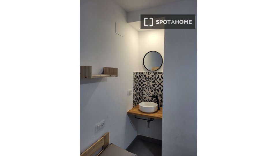 Double room Alicante, 5 beds — photo 20