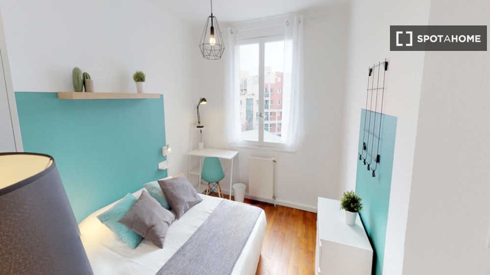 Double room Lyon, 5 beds, 70m² — photo 2