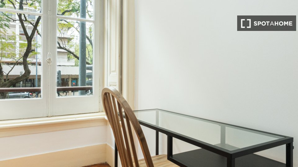 Double room Lisbon, 11 beds — photo 12