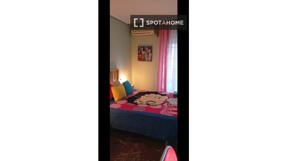 Double room Jaen, 2 beds, 89m² — photo 20