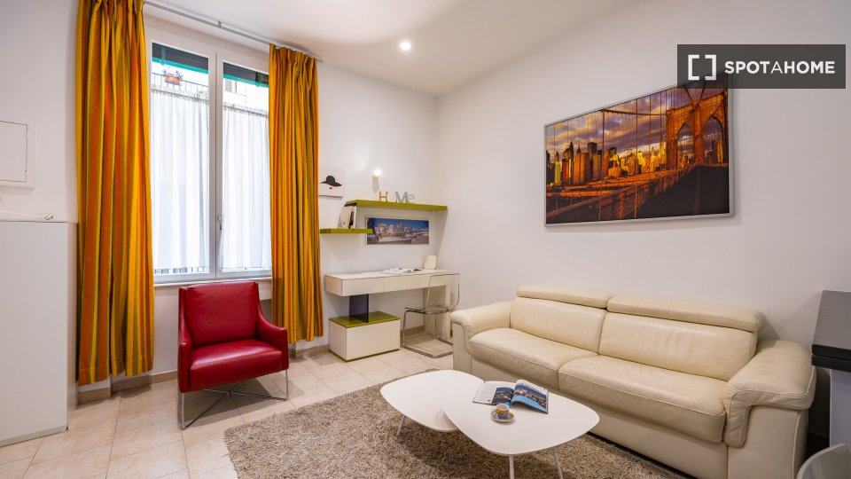 Apartment Naples, 1 bed — photo 1