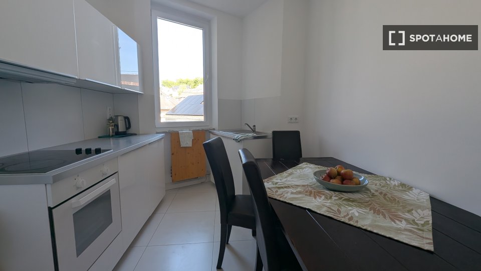Apartment Frankfurt, 3 beds, 64m² — photo 5