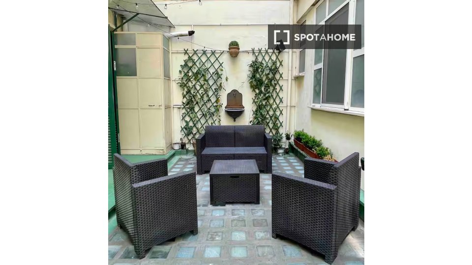 Apartment Rome, 2 beds — photo 19