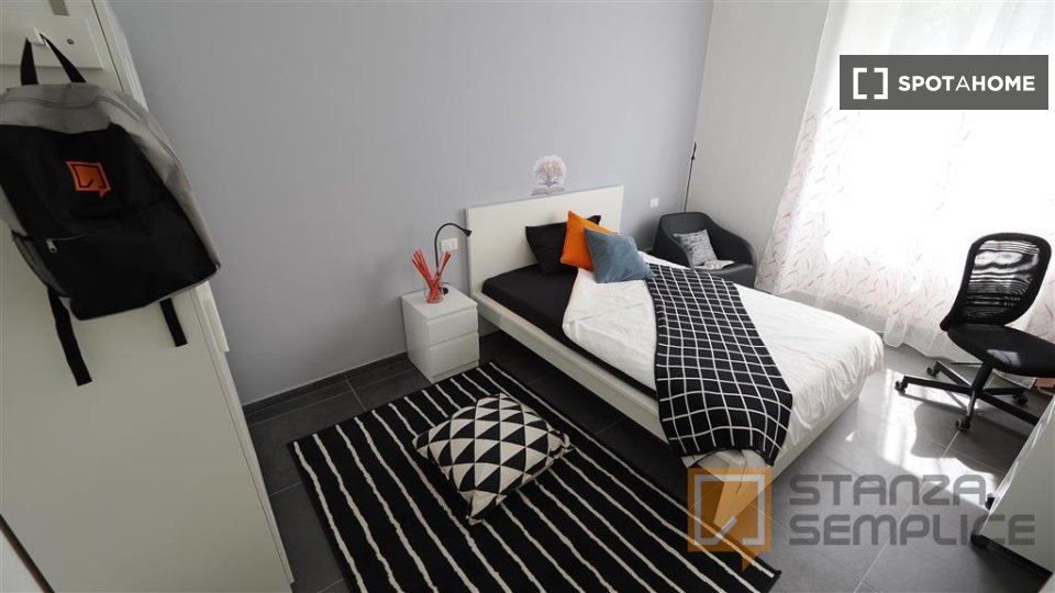 Double room Turin, 6 beds — photo 5