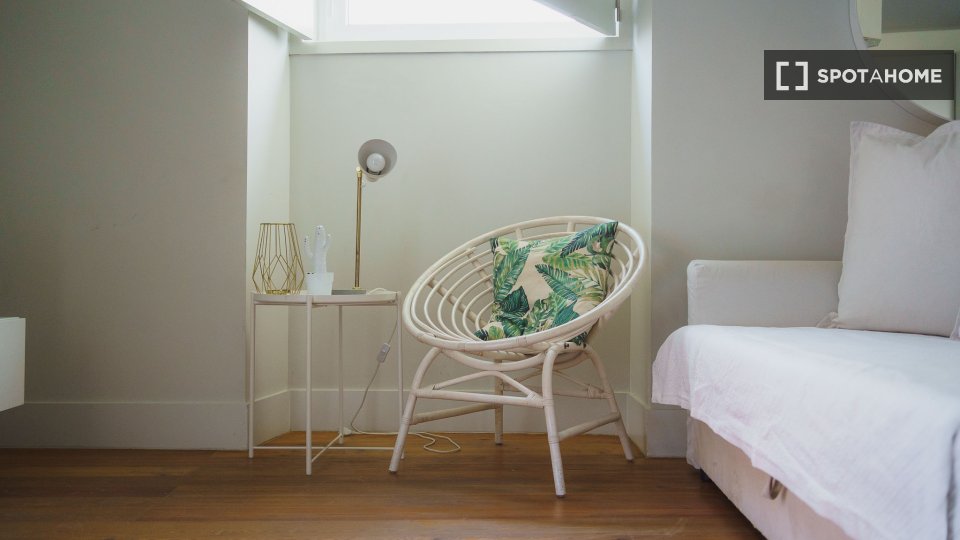 Apartment Lisbon, 2 beds — photo 20