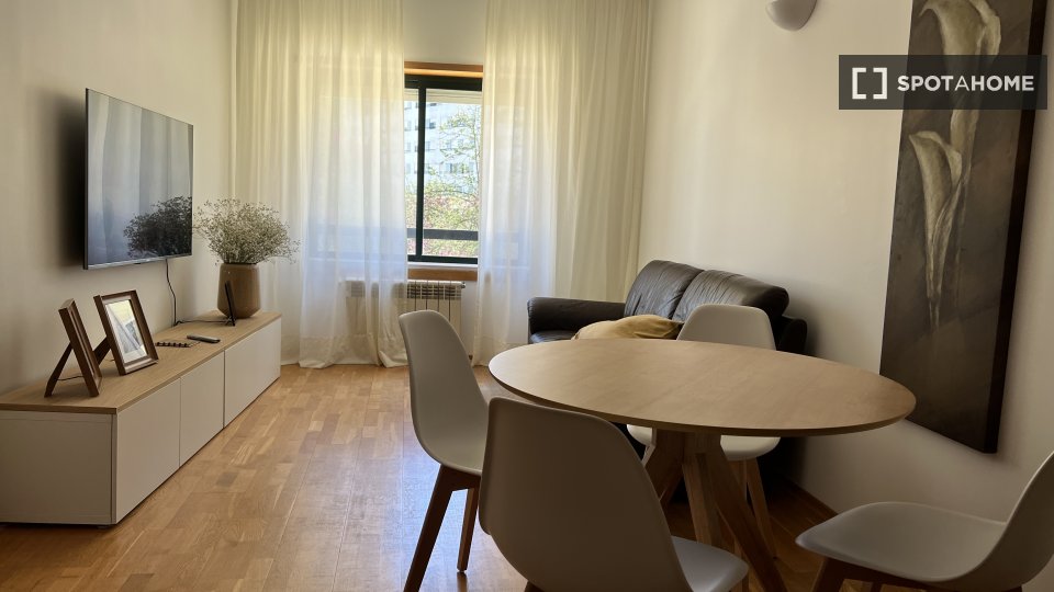 Apartment Lisbon, 3 beds, 90m² — photo 5