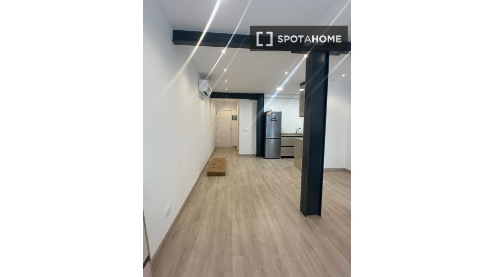 Apartment Barcelona, 2 beds, 60m² — photo 14