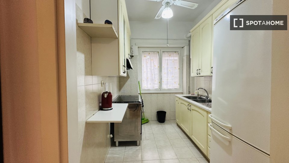 Apartment Rome, 2 beds — photo 9