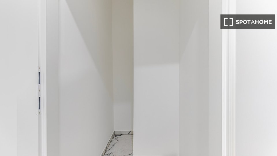 Apartment Vienna, 2 beds, 68m² — photo 19