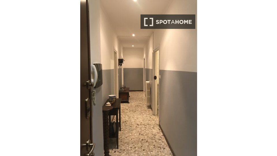 Double room Milan, 3 beds, 100m² — photo 48