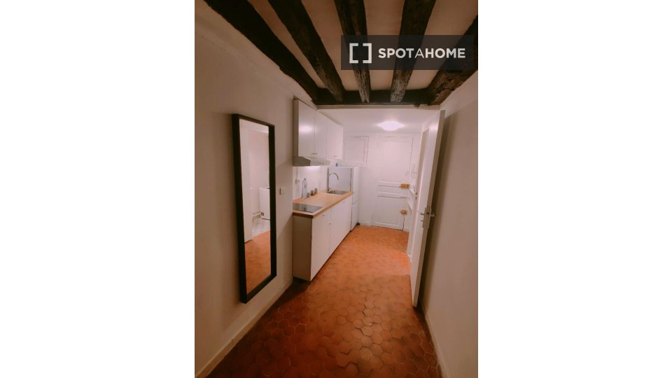 Apartment Paris, 1 bed, 19m² — photo 1