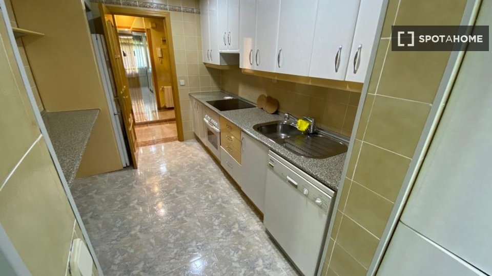 Double room Madrid, 7 beds — photo 16