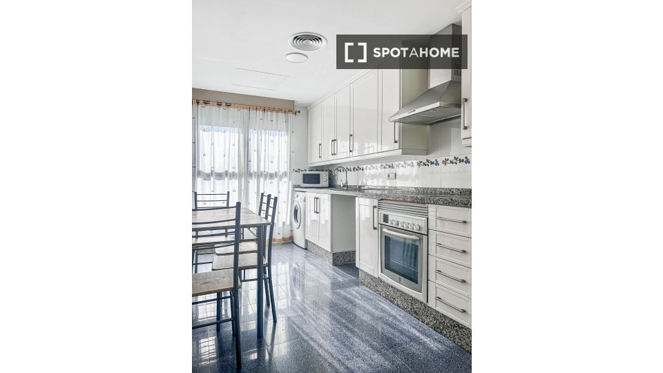 Apartment Valencia, 3 beds, 90m² — photo 7