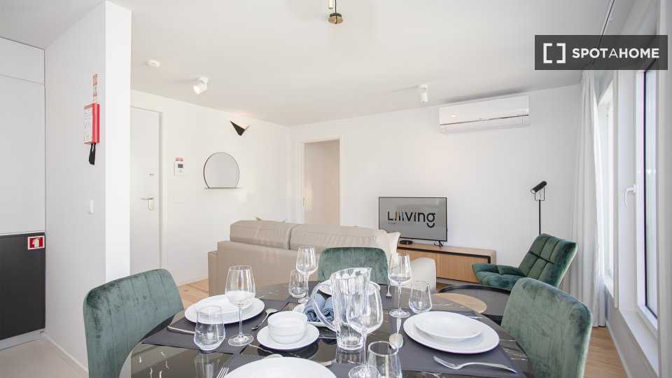 Apartment Porto, 2 beds, 125m² — photo 18