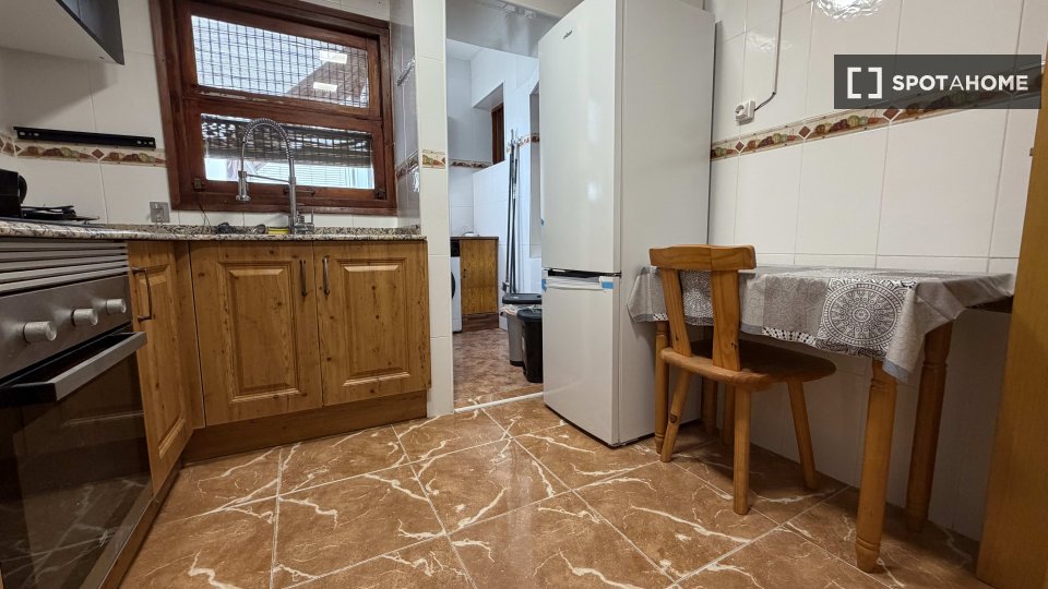 Double room Valencia, 5 beds — photo 15