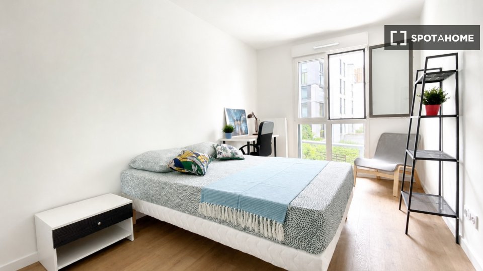 Chambre double Paris, 4 chambres — photo 29