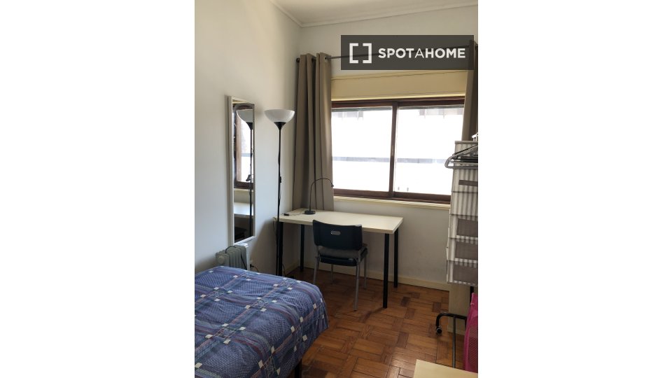 Apartment Coimbra, 4 beds — photo 43