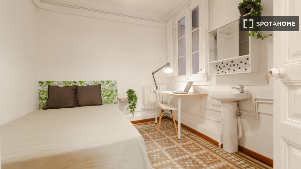 Habitación doble Barcelona, 7 habitaciones, 150m² — foto 16