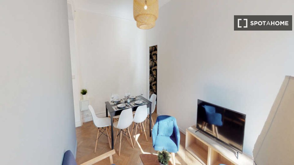 Double room Lille, 5 beds, 140m² — photo 13