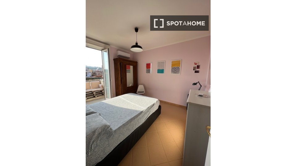Double room Naples, 2 beds — photo 4