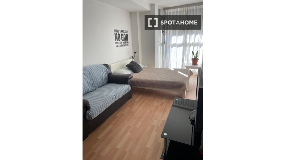 Apartment mono Valence, 40m² — photo 3