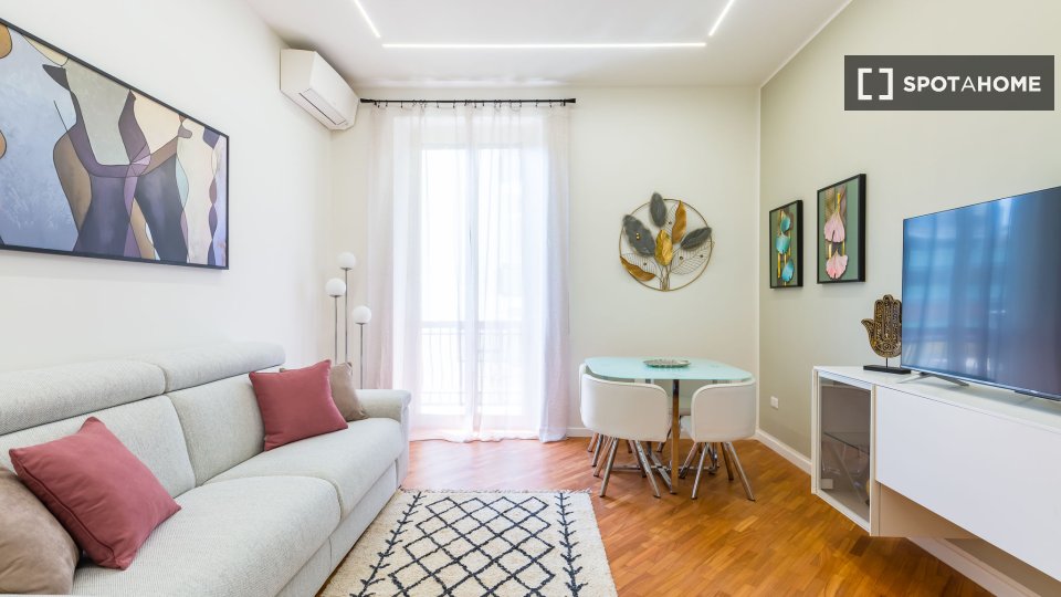Apartment Naples, 1 bed, 71m² — photo 16