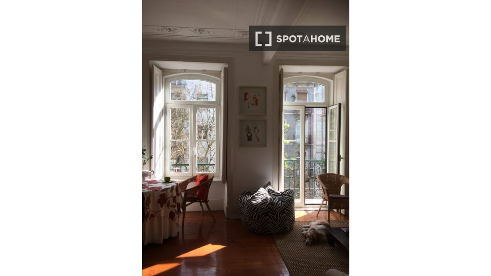 Apartment Lisbon, 1 bed, 95m² — photo 9