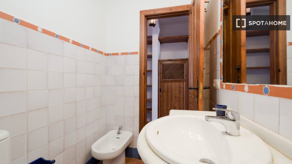 Apartment Granada, 1 bed — photo 16