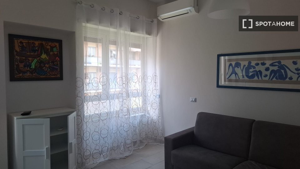 Apartment Rome, 2 beds, 60m² — photo 17