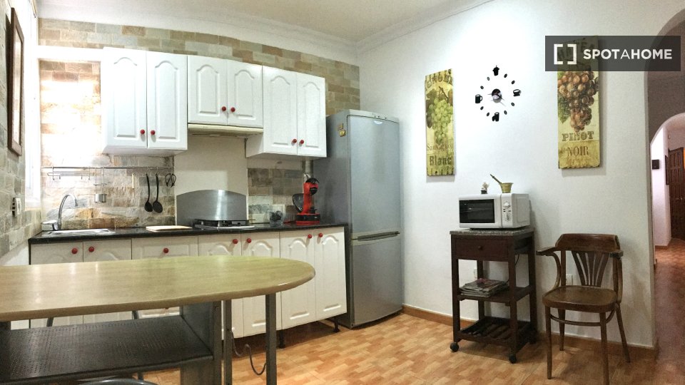 Apartment Santa_Cruz_De_Tenerife, 1 bed, 63m² — photo 4