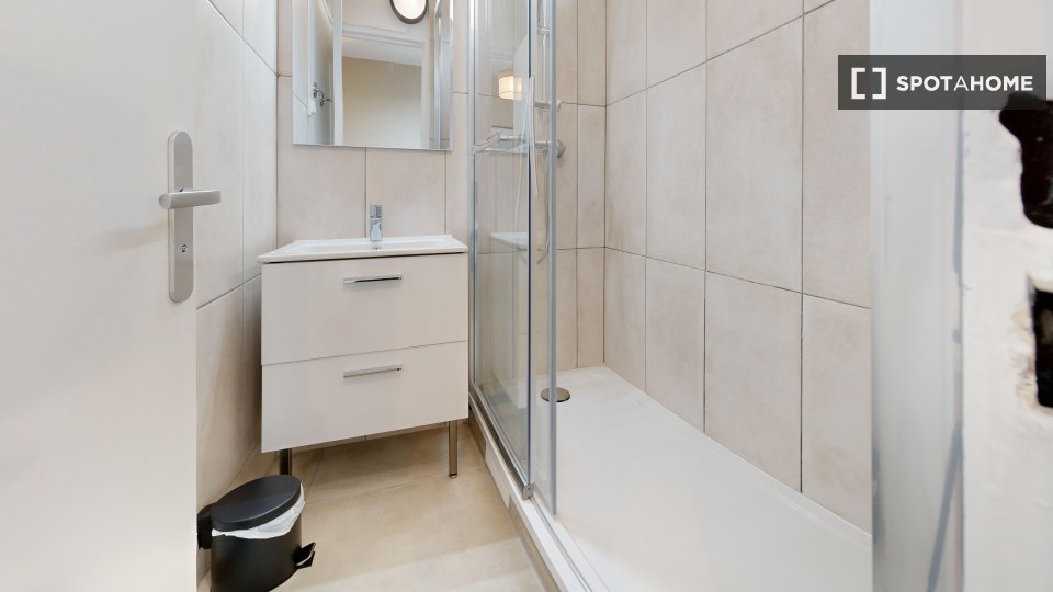 Double room Paris, 8 beds — photo 13